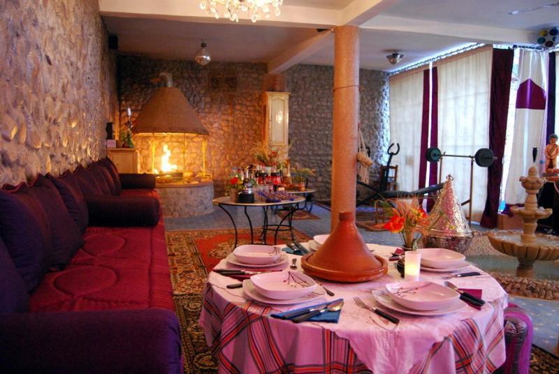 Le Temps De Vivre Bed and Breakfast Ouarzazate Exteriör bild